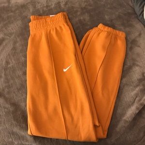 NWT Nike Sweatpants